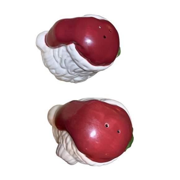 Papel Santa and Mrs Claus Salt and Pepper Shaker Set - Picture 7 of 12